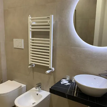 Nerhome San Giovanni 4* روما
